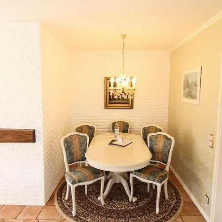 Friesenhaus-sieben-linden-whg-pesel Apartament *